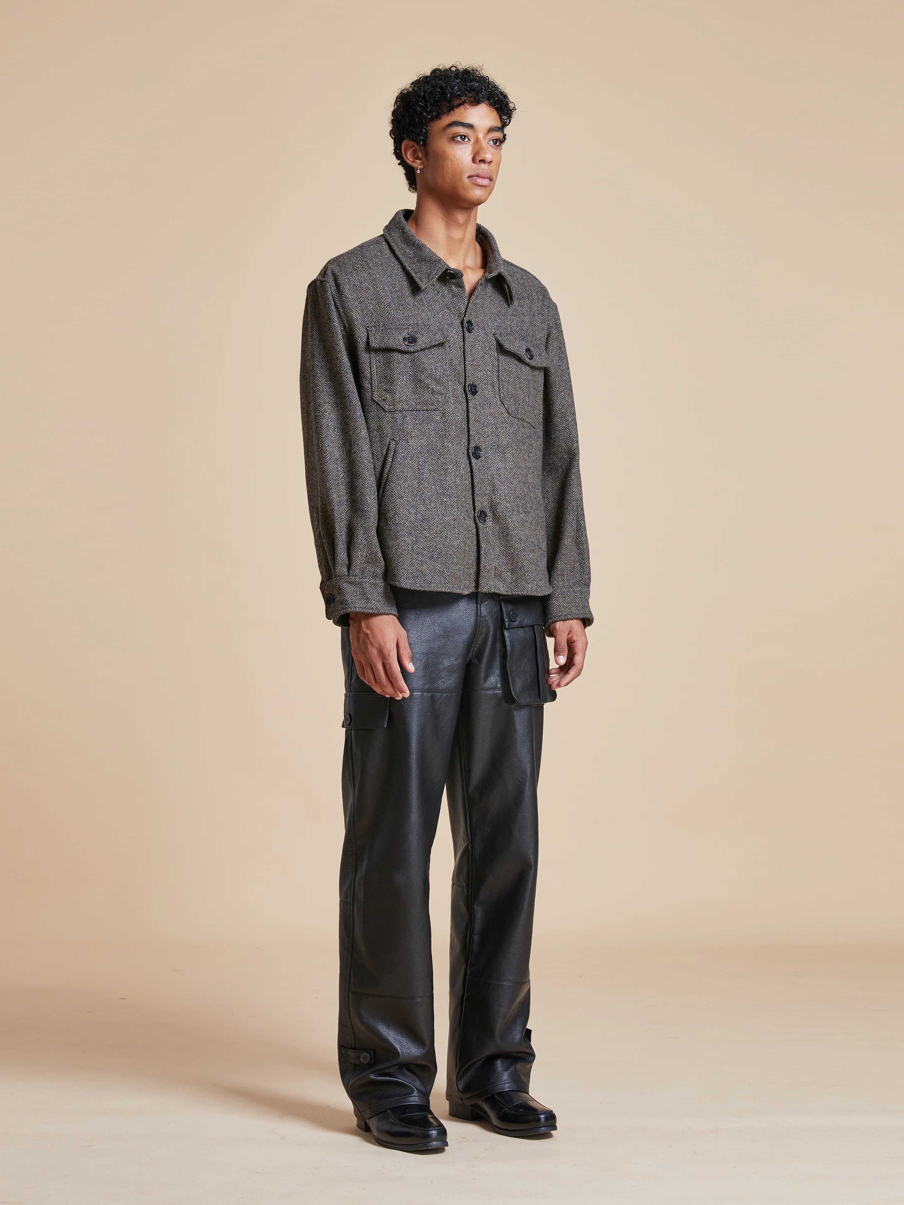 Raven Herringbone Overshirt - Image 10