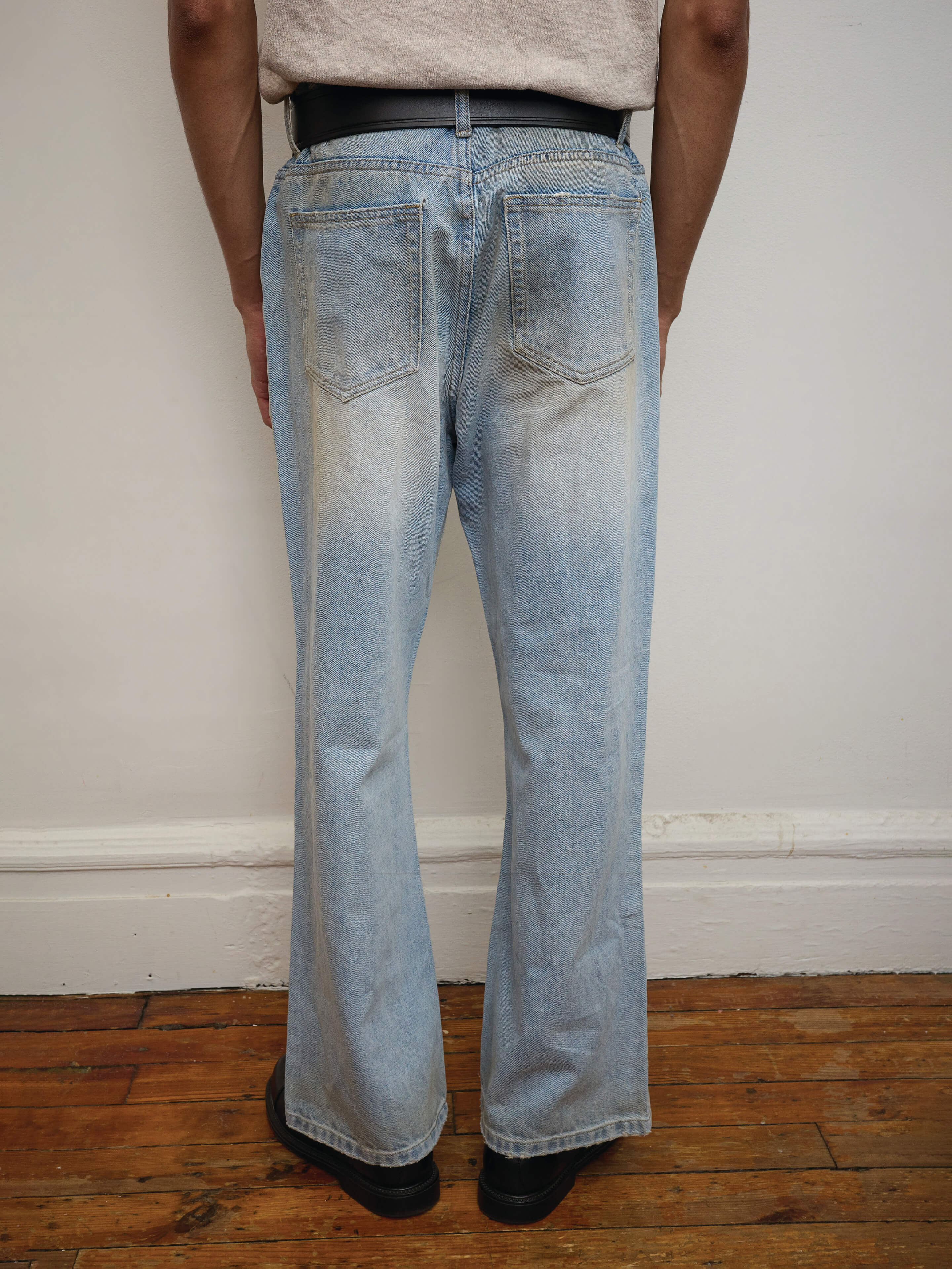 Flare Jeans - Image 3