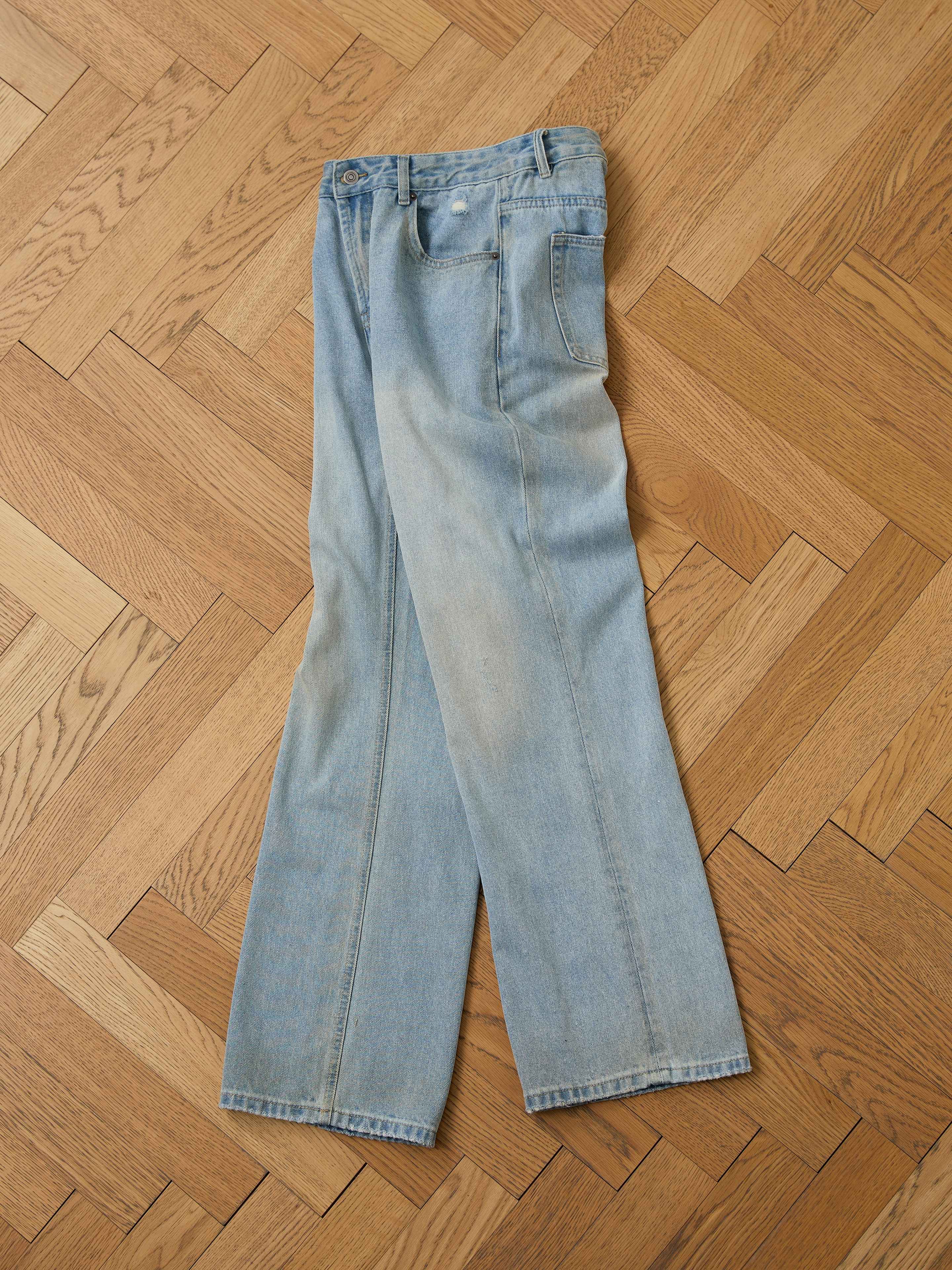 Flare Jeans - Image 8
