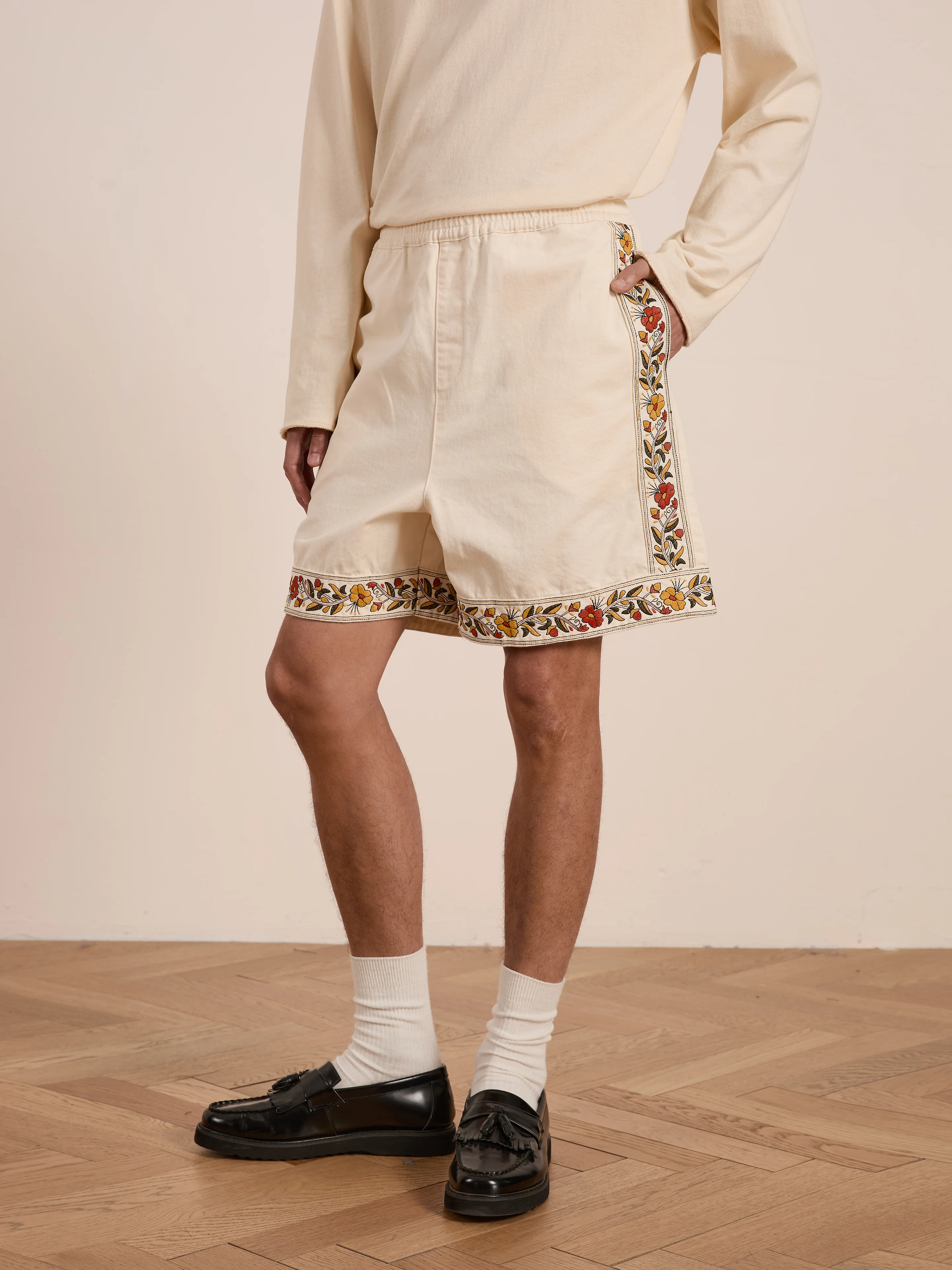 Kantha Floral Work Shorts - Image 4