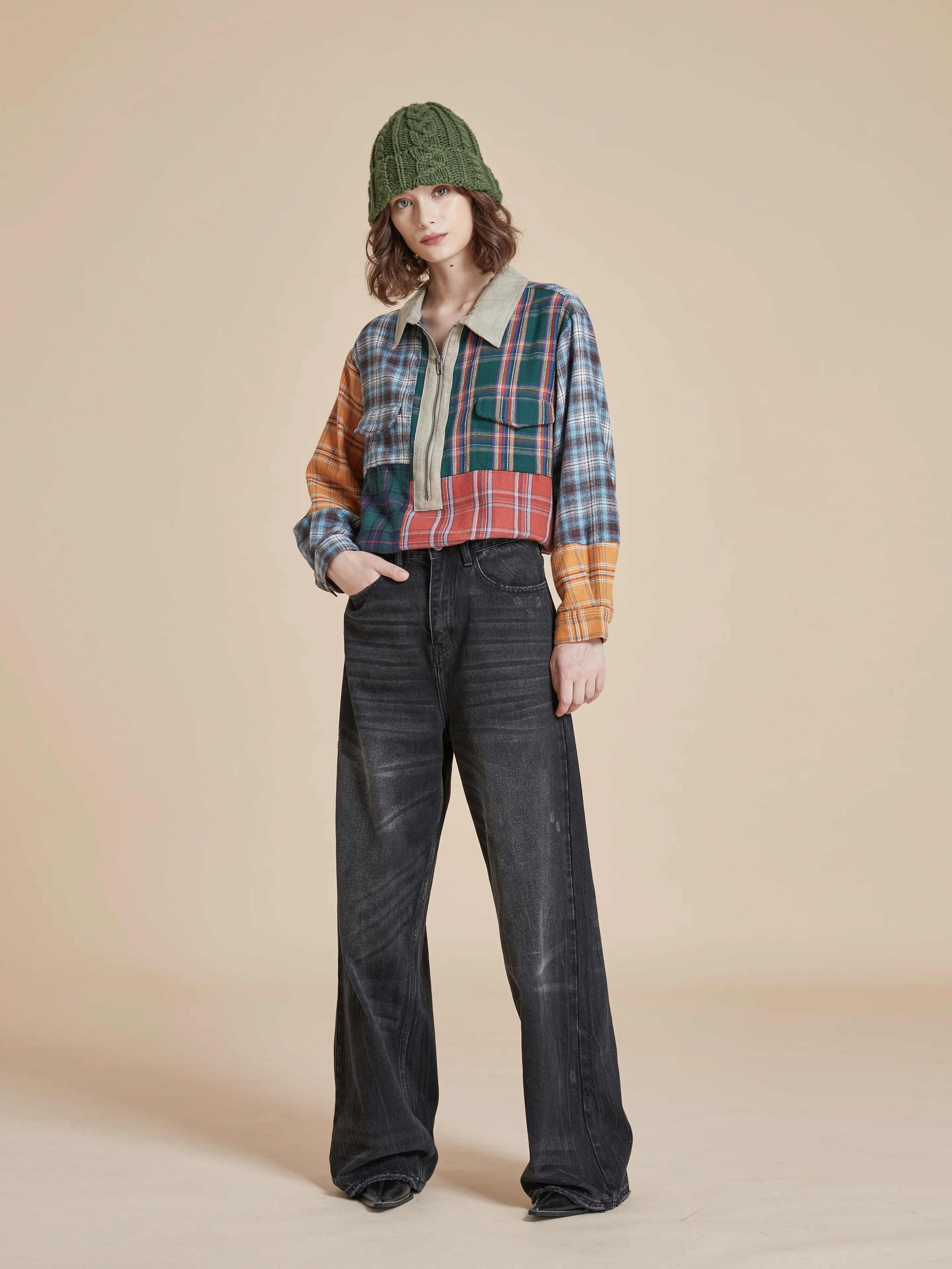 Lacy Baggy Jeans - Image 17