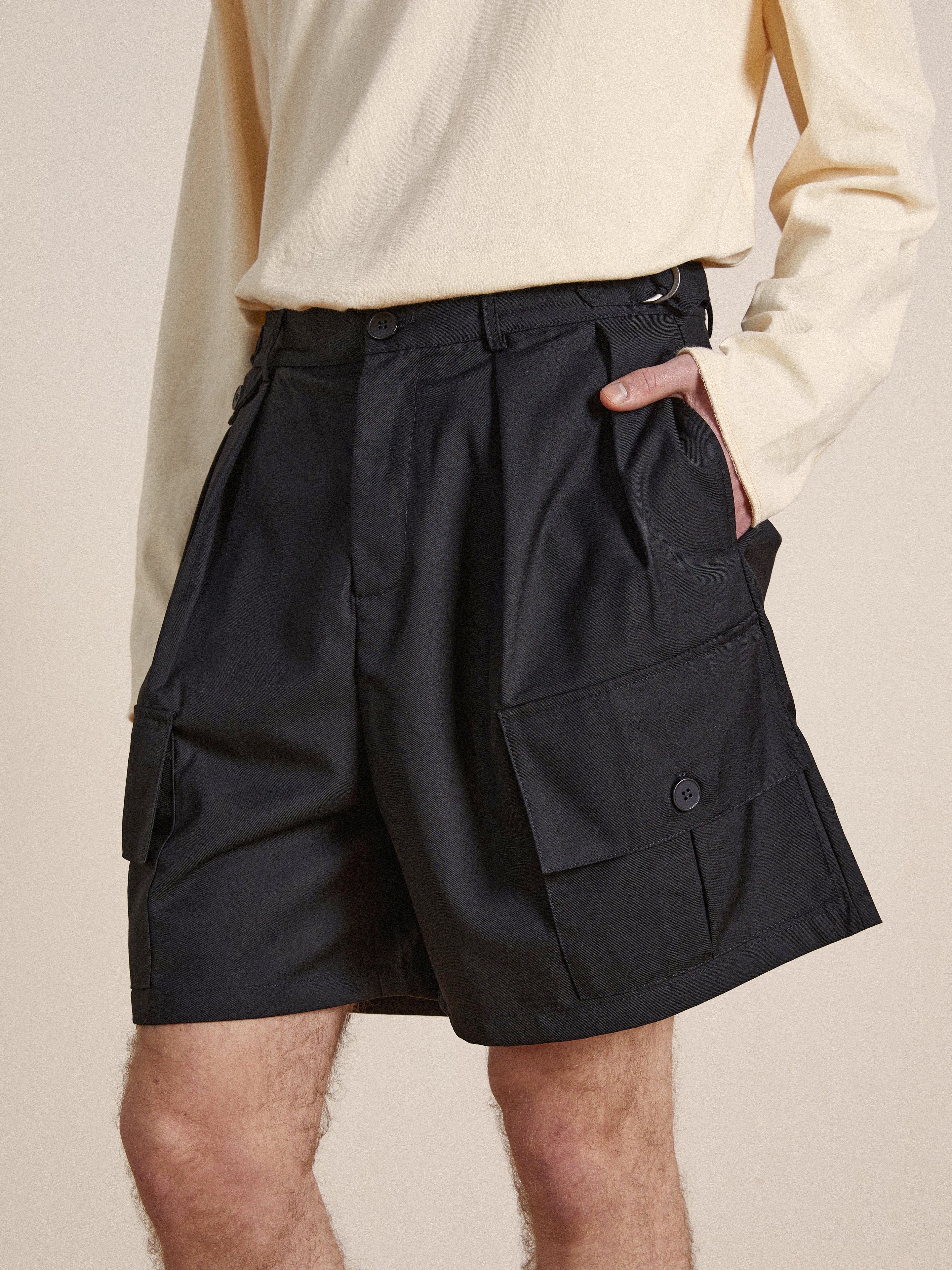 Pleated Pocket Cargo Shorts - Image 4